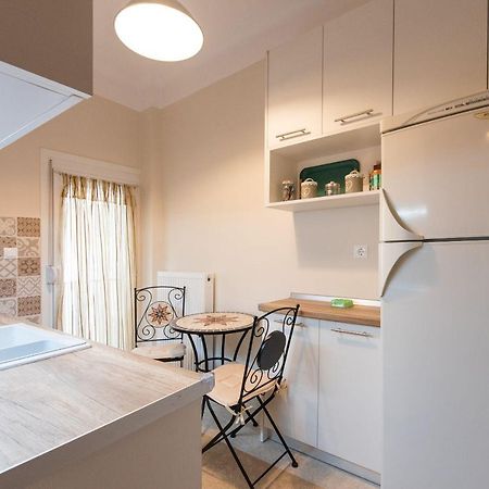 Apricot By Halu! Cozy Apt Next To Agia Sophia Metro Station Thessaloniki Exterior foto