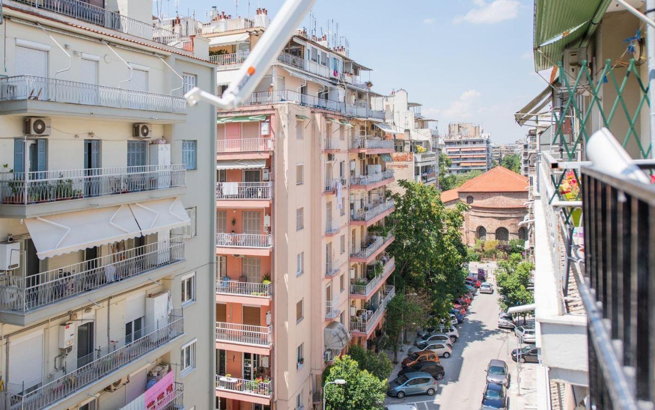 Apricot By Halu! Cozy Apt Next To Agia Sophia Metro Station Thessaloniki Exterior foto