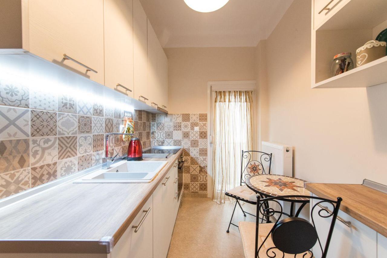 Apricot By Halu! Cozy Apt Next To Agia Sophia Metro Station Thessaloniki Exterior foto