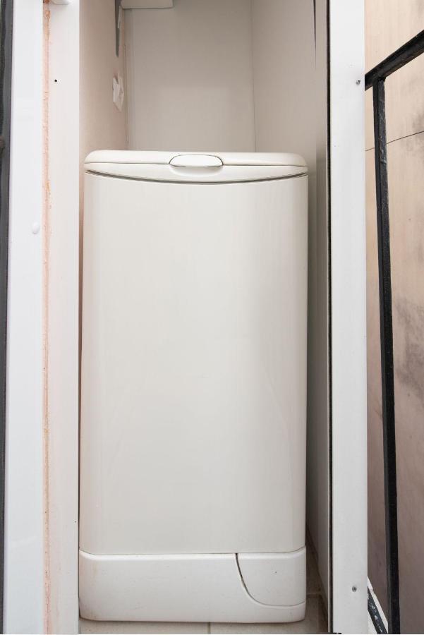Apricot By Halu! Cozy Apt Next To Agia Sophia Metro Station Thessaloniki Exterior foto